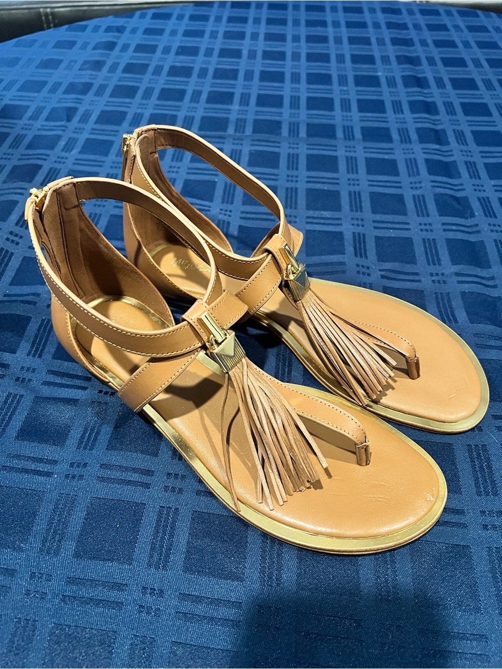 Michael Kors Winslow Cognac Leather Tassel T-Strap gladiator Sandals